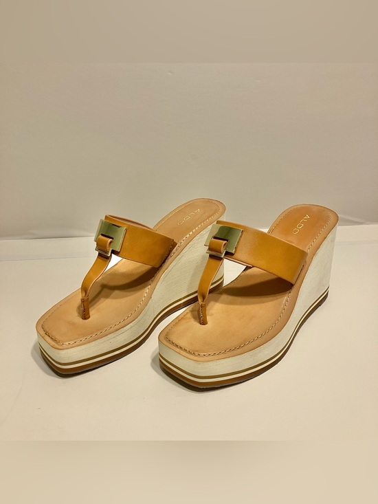 Aldo Shoes - ALDO Acarenia wedge sandals cognac gold-tone accents platform wedge heel Sz 7.5